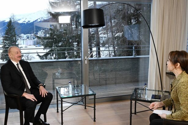 62b7846794109283e86567f100750aa5 2776322